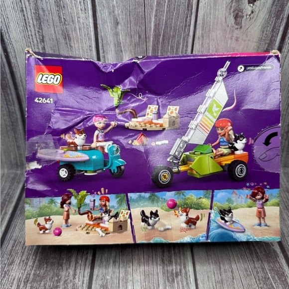 LEGO Friends 42641 surfing dogs, and scooter adventure - Picture 5 of 7